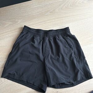 Men's lululemon pace breaker shorts 5in linerless